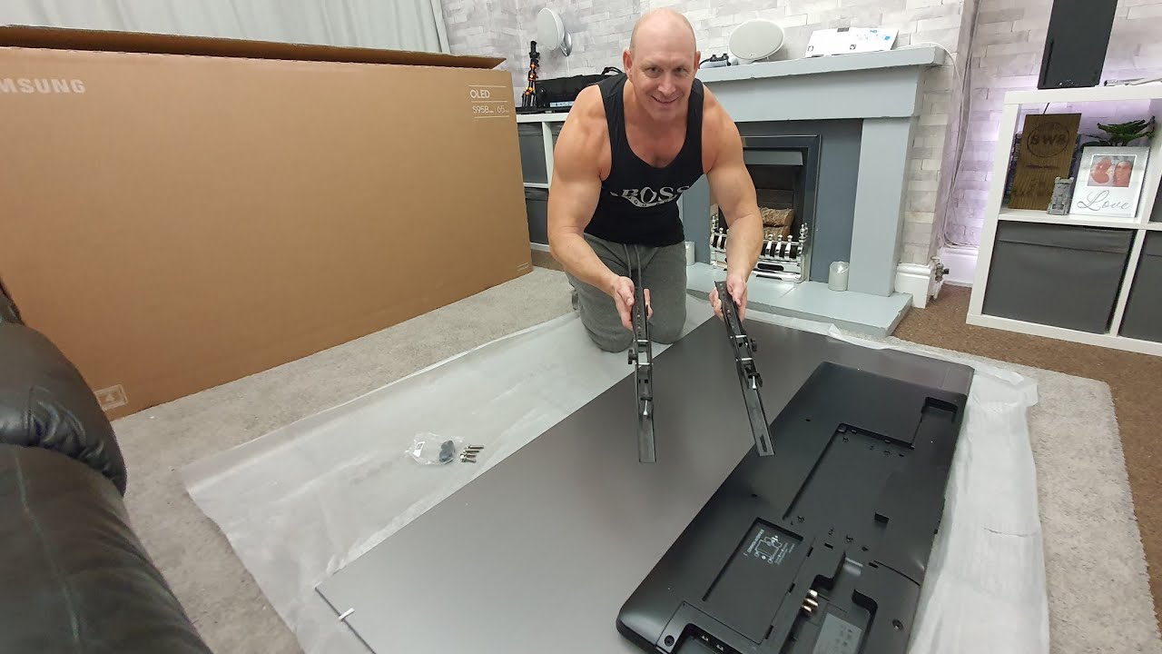 Samsung S95B OLED wall mount fitting guide, including measurements & bolt sizes