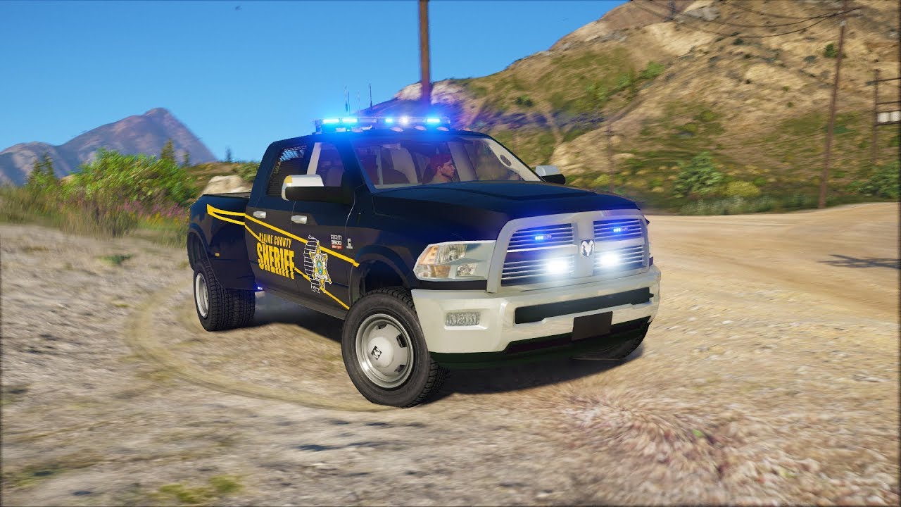 LSPDFR - Day 667 - Armed security assists deputy during Grapeseed robbery