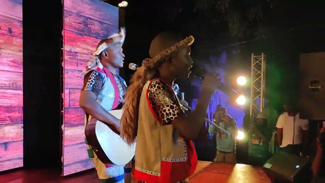 Aphiwe & Sobancane. The highlight of the Shoko Festival Mash-up night goes to  #ShokoFestival