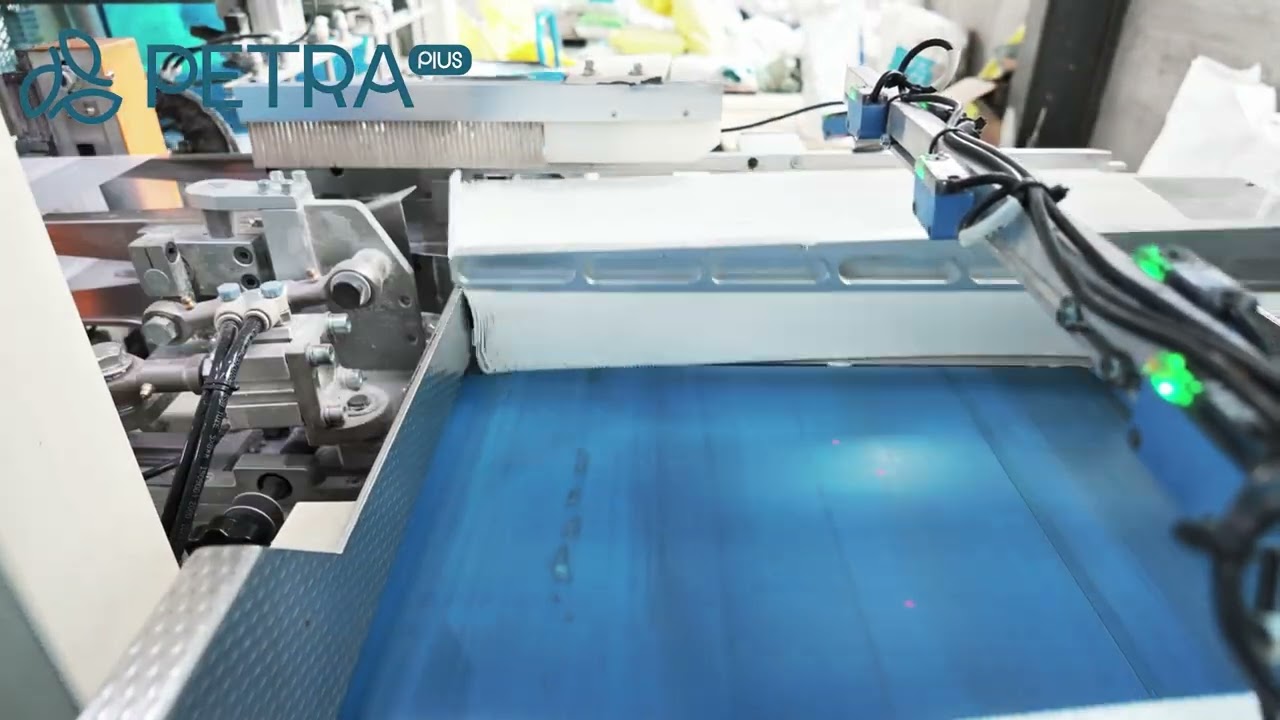 Hinging Tissue Mass Production Process 4K 60FPS