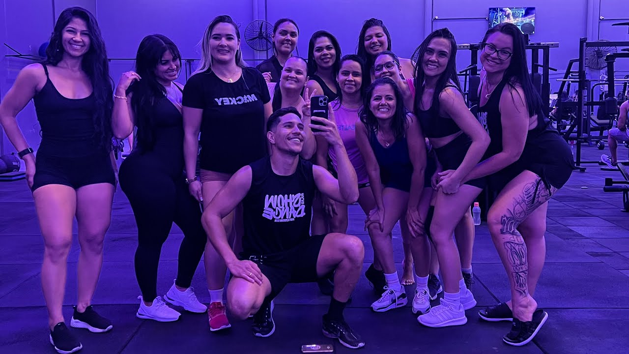MOVIMENTO DO BUMBUM / PATRICK-DJ, DJ-TURIN, MC-GW (COREOGRAFIA) Prof. Klysmann