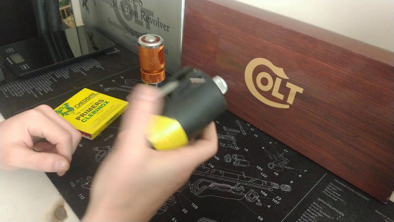 Your new best friend? Airsoft Grenades TRMR impact and Dynatex Timed