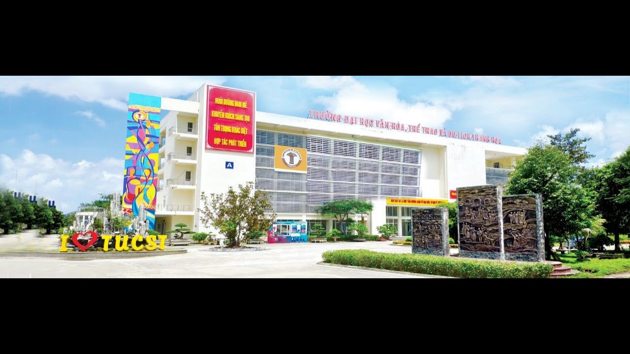 Ph&oacute;ng sự giới thiệu c&aacute;c ng&agrave;nh nghề đ&agrave;o tạo của TUCST