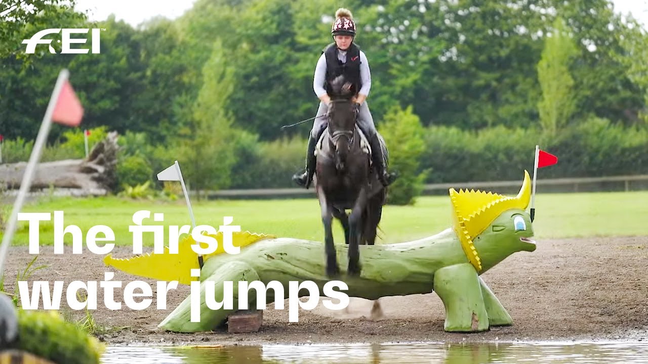 Cross Country basics with Ellie & Lucinda Fredericks and @PivoEquestrian 🚀🙌