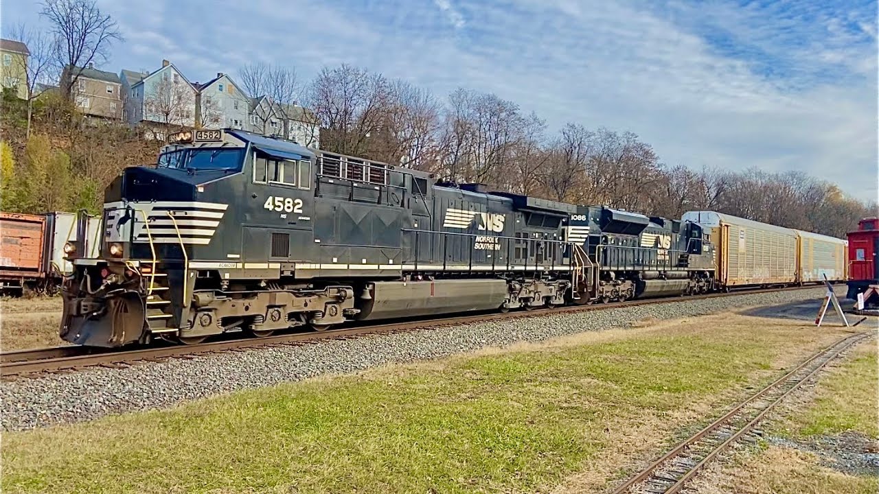 NS 1086 (RS3L Horn Unit) Trails with Caveman Spongebob Graffiti on NS 11N