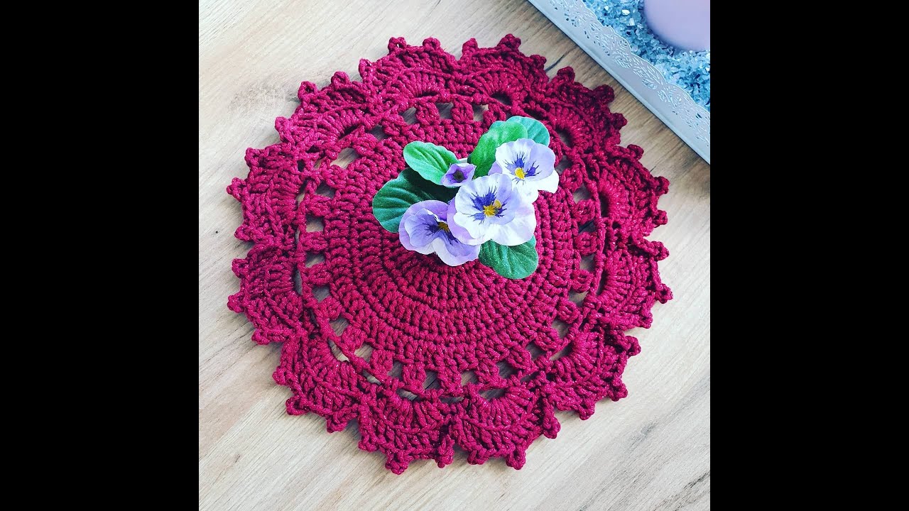 Podkładka na szydełku 30 cm - crochet doily