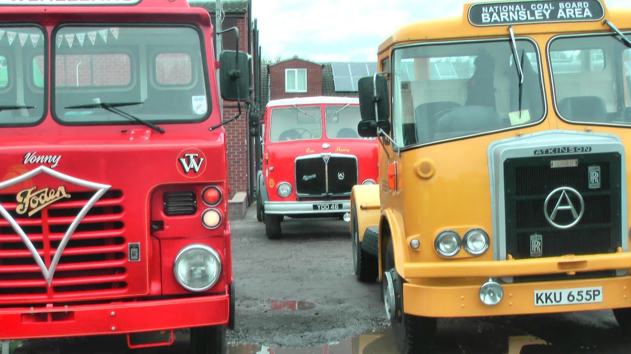 Halloween Run  Huddersfield To Redbeck  26 10 2025