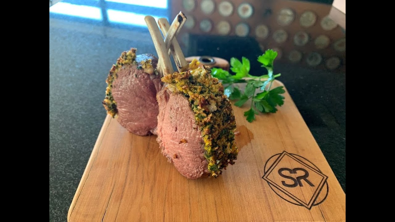 Receita: Carré de cordeiro com crosta de ervas