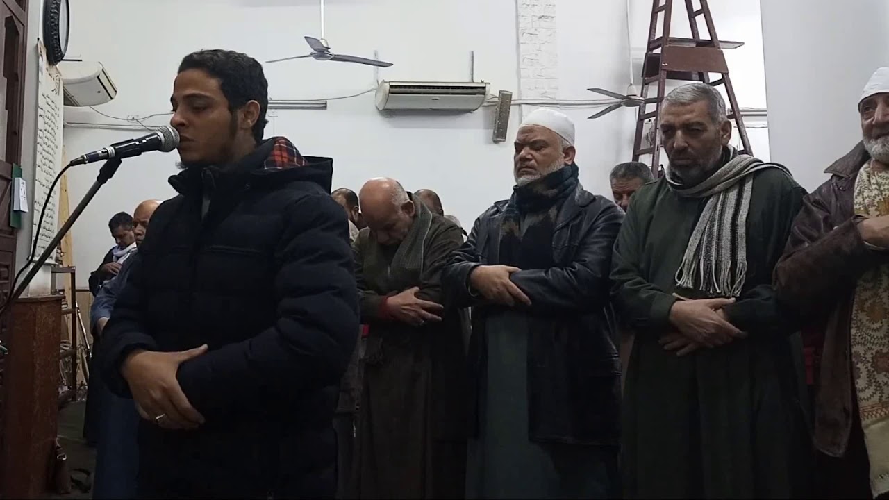 ﴿إِنَّ الَّذينَ كَفَروا وَماتوا وَهُم﴾ بهدوء راقي يتلوها القارئ حسن محمود الخولي