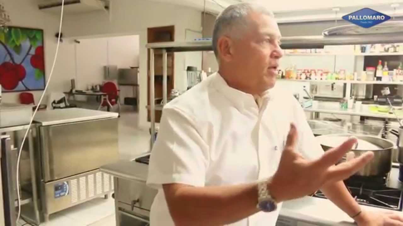 Carlos Yanguas y su abatidor Friulinox - Pallomaro S.A