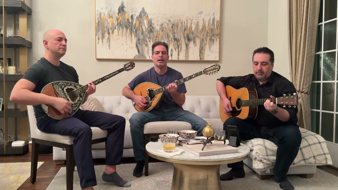 Αλήτη μ’ είπες μια βραδιά