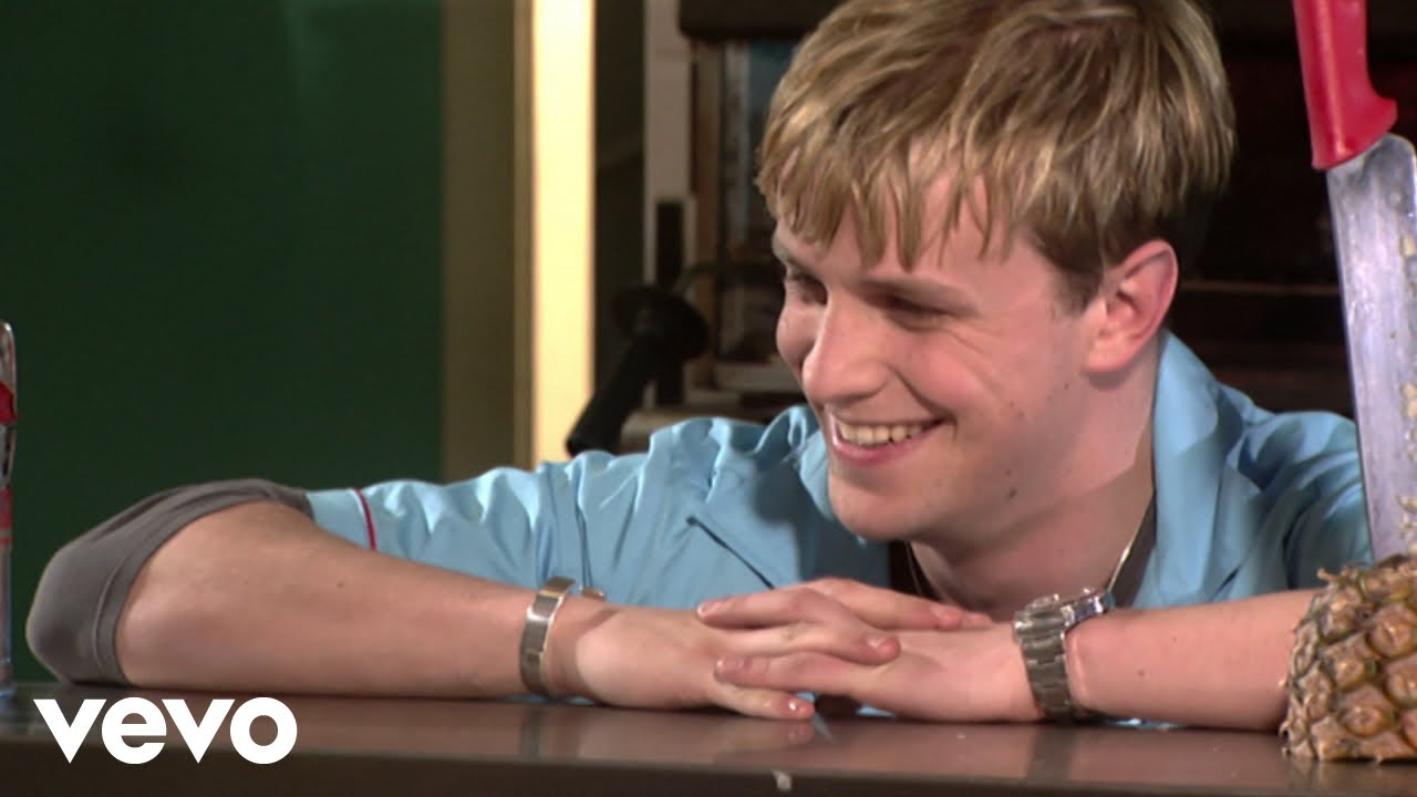 Westlife - Uptown Girl (Behind the Scenes)