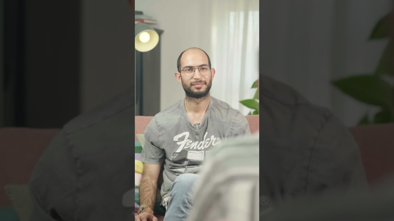 שיחת נפש על ספה ורודה- יוני שוורץ