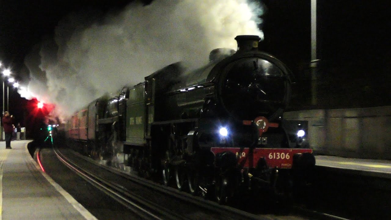 61306 Mayflower & 71000 Duke of Gloucester Doublehead 'The Bath Christmas Market' 12th December 2025