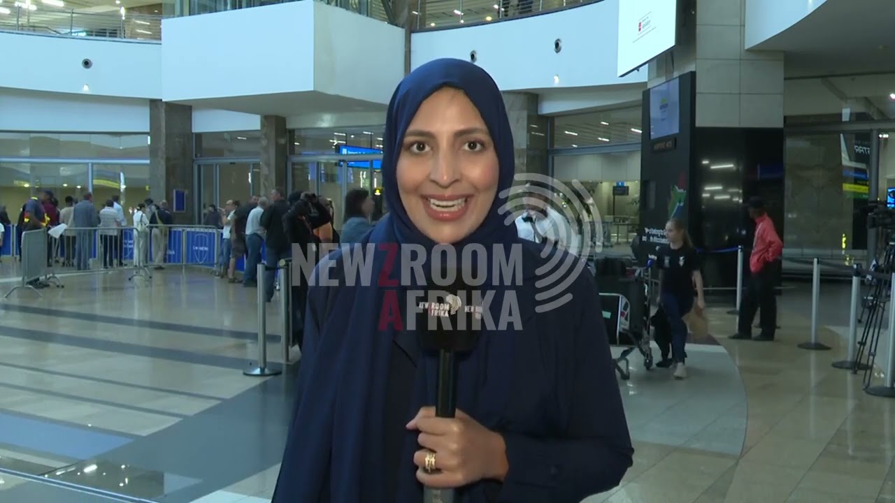 SA activists return home
