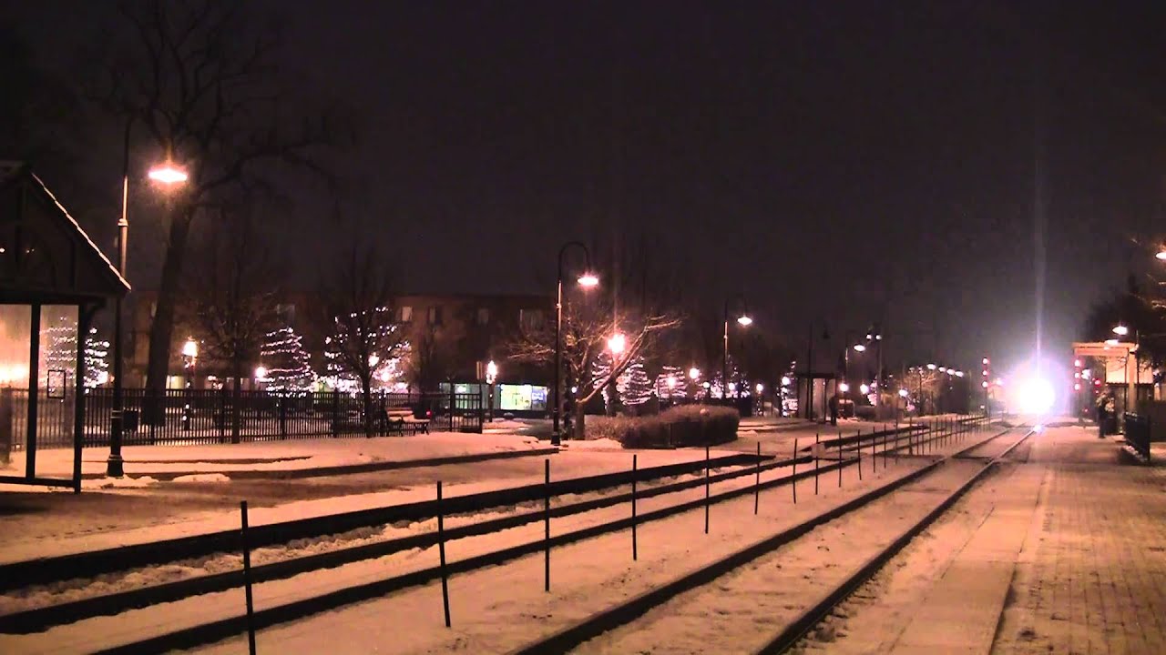 Metra 104 express through Bensenville on Christmas Eve