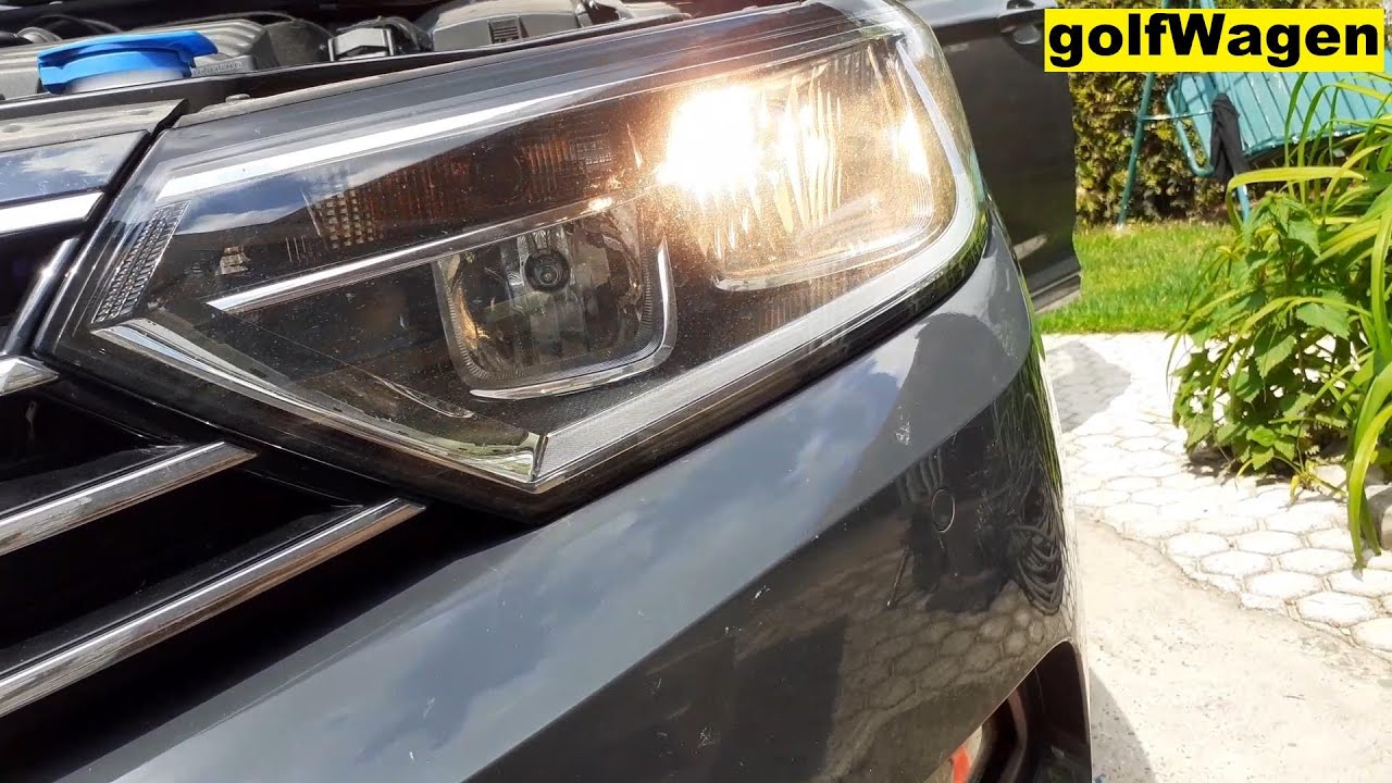 VW Passat B8 headlight bulb change