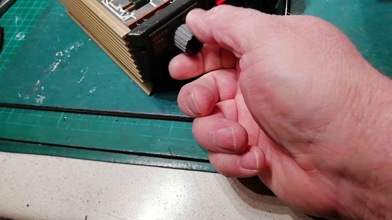 Cheap Chinese copies of ST SD1446 transistors under test.