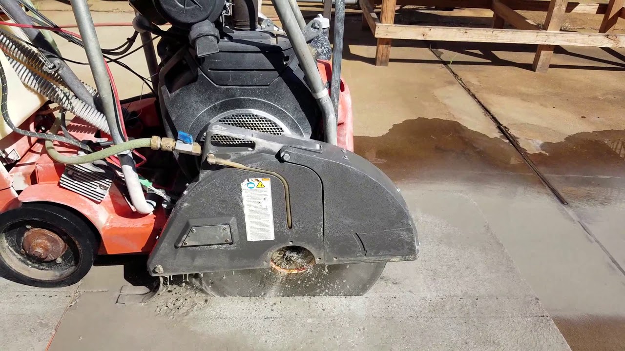 Concrete Cutting With  20 Inch Diamond Blade Wet Saw