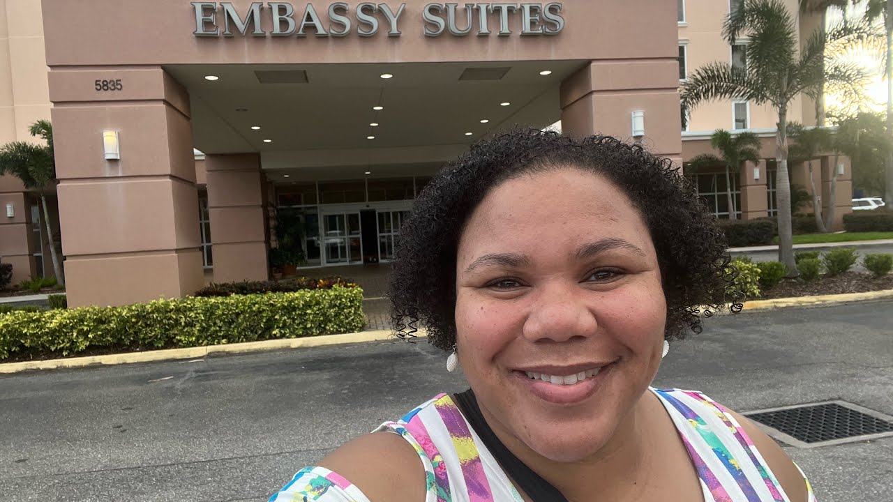 Embassy Suites Orlando Airport Tour/Pre-cruise hotel