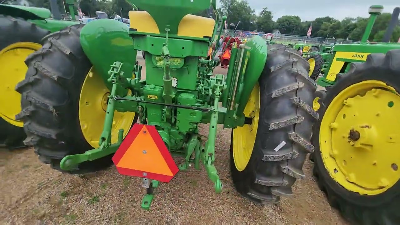 Модели John Deere 2510 Diesel и 520