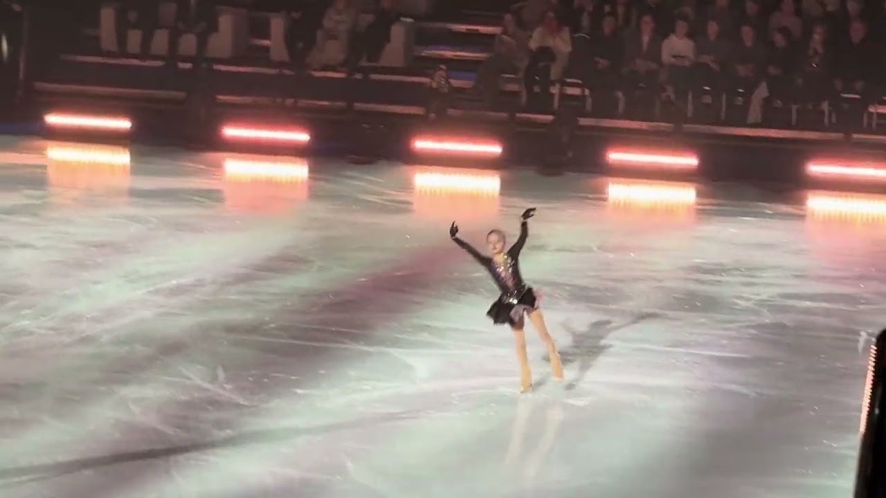 Внучка А.Н.Мишина Катюша на его 85-летии. 12.03.2026.  Mishin&rsquo;s granddaughter Katya