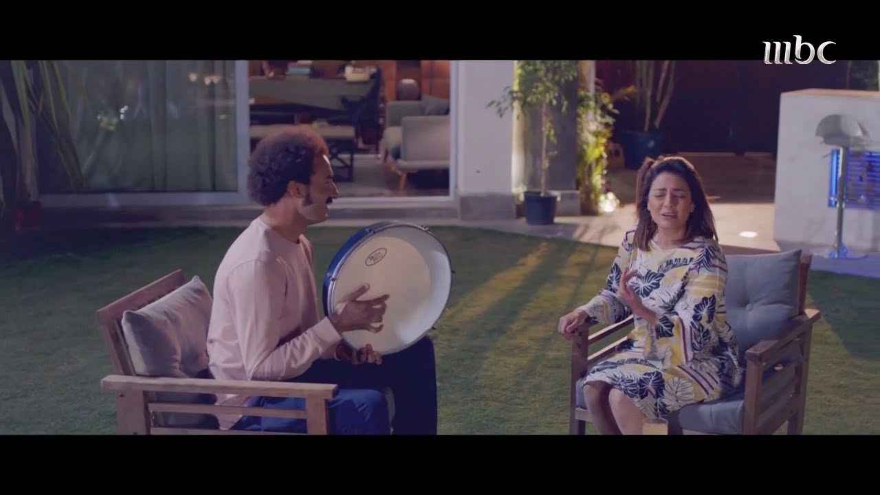 سك على اخواتك | مشهد كوميدي .. ديو غنائي لسعادة واخته ياسمين