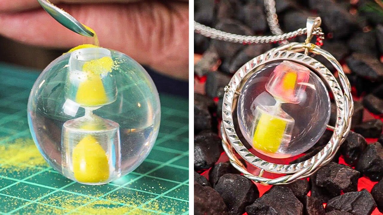 Hourglass Pendant or Salt Pendant? Cute Jewelry ideas for lovers