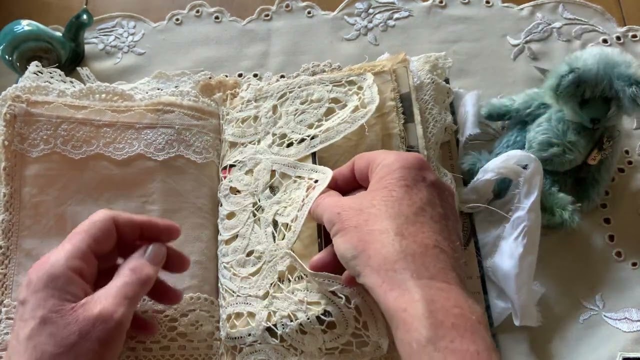 Keepsake Junk Journal - Memorabilia holder