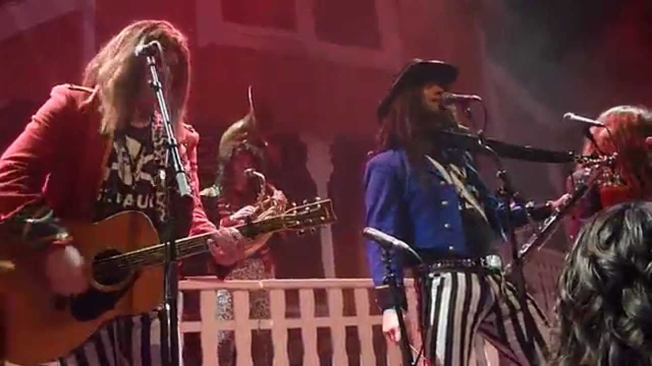 Blaas Of Glory - Poison (Alice Cooper) (live @ Hedon Zwolle 22.01.2011) 3/6