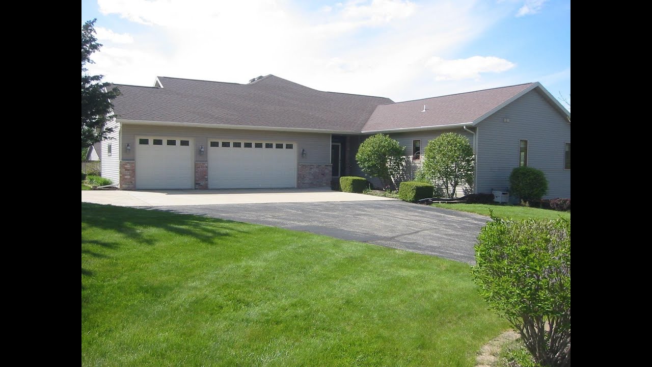 NEW LISTING: N4723 Ridgeview Drive