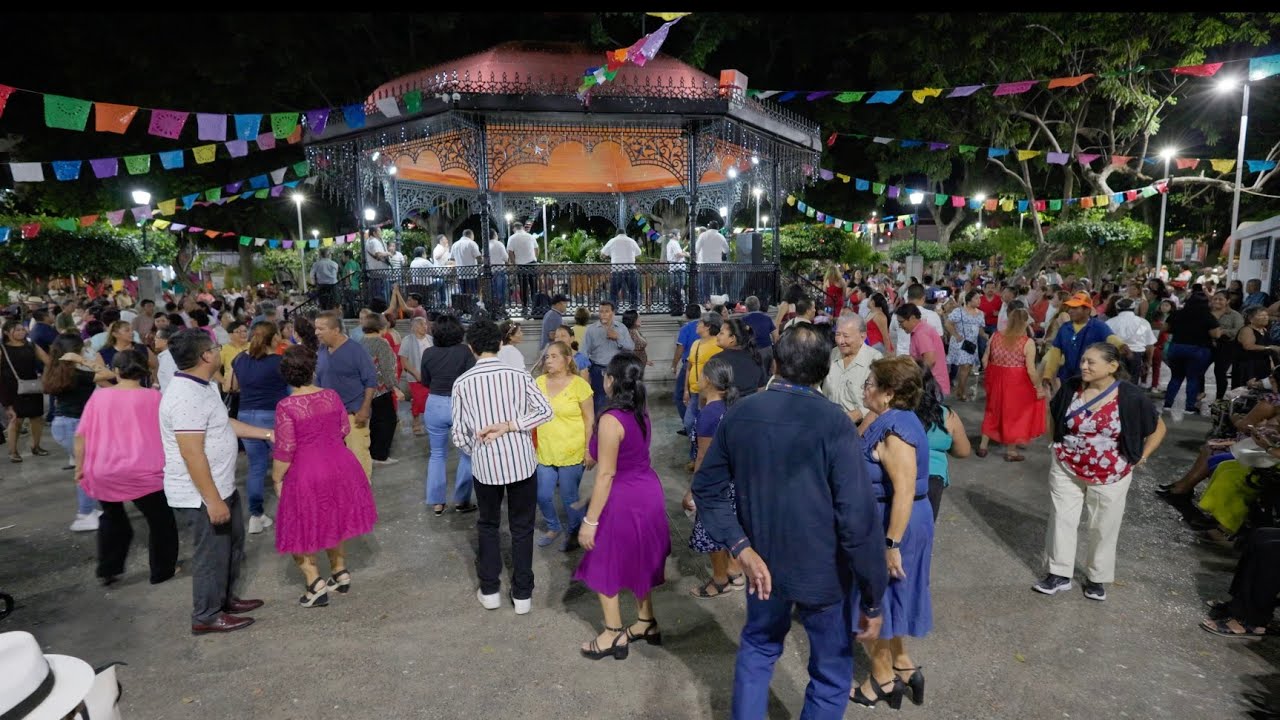 Parque Jardin de la Marimba, Baile del Viernes 30 de Octubre del 2025