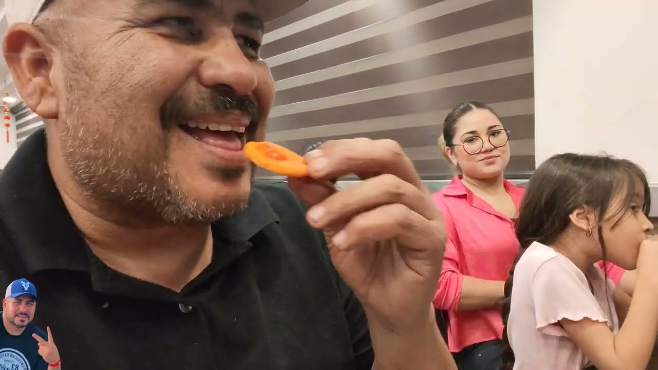 Festejando mí cumpleaños en la comida china, Mexicali BC 