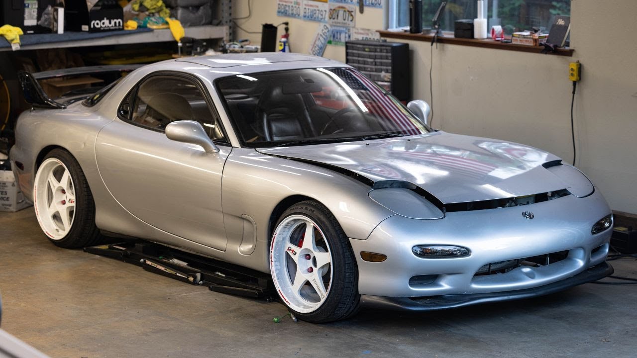 Giving the 30 Year Old Mazda RX7 The biggest Fuel System I can!