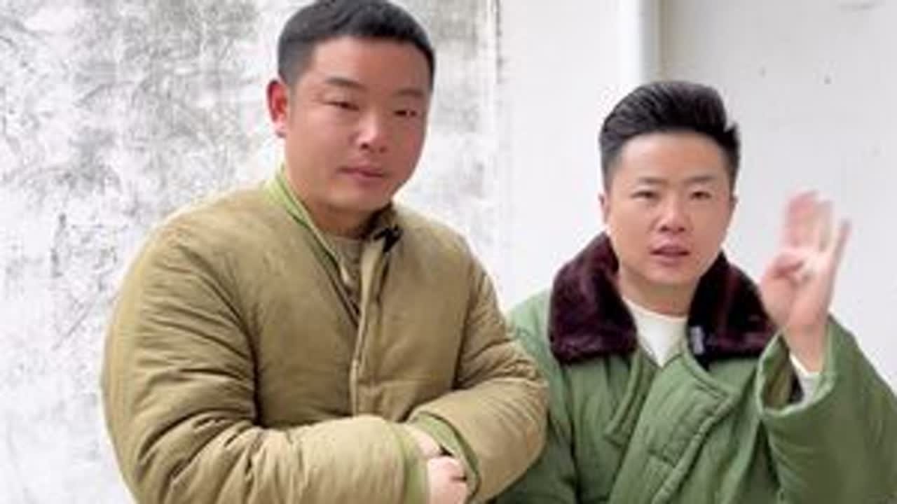 这一路走来有很多坎坎坷坷也有很多欢声笑语 让我们收获最大的就是认识那么多支持我们的家人 最近越来越感觉压力大 我们先调整一下状态 实在太累了 对不起