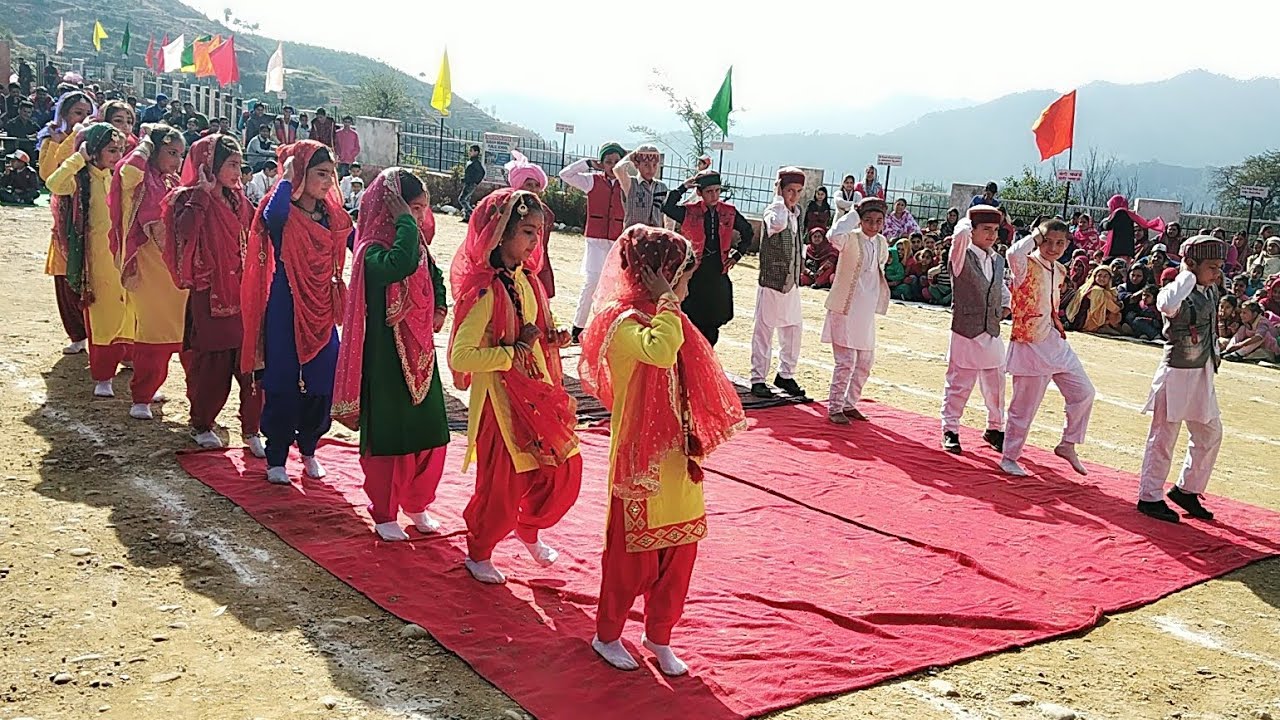 Is Pinde Da Lambar Nyara Vakilni | Himachali Song | SMP School Sheetal Nagar Phoond