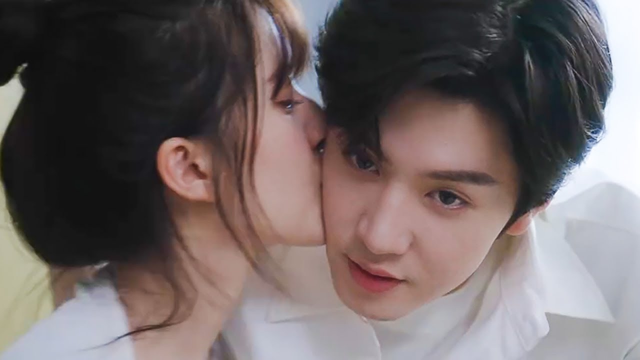 【ENG SUB】EP15-16：《难哄》姊妹篇💗甜萌少女赵露思×腹黑哥哥陈哲远💗【偷偷藏不住 Hidden Love】#赵露思 #陈哲远 #偷偷藏不住 #难哄