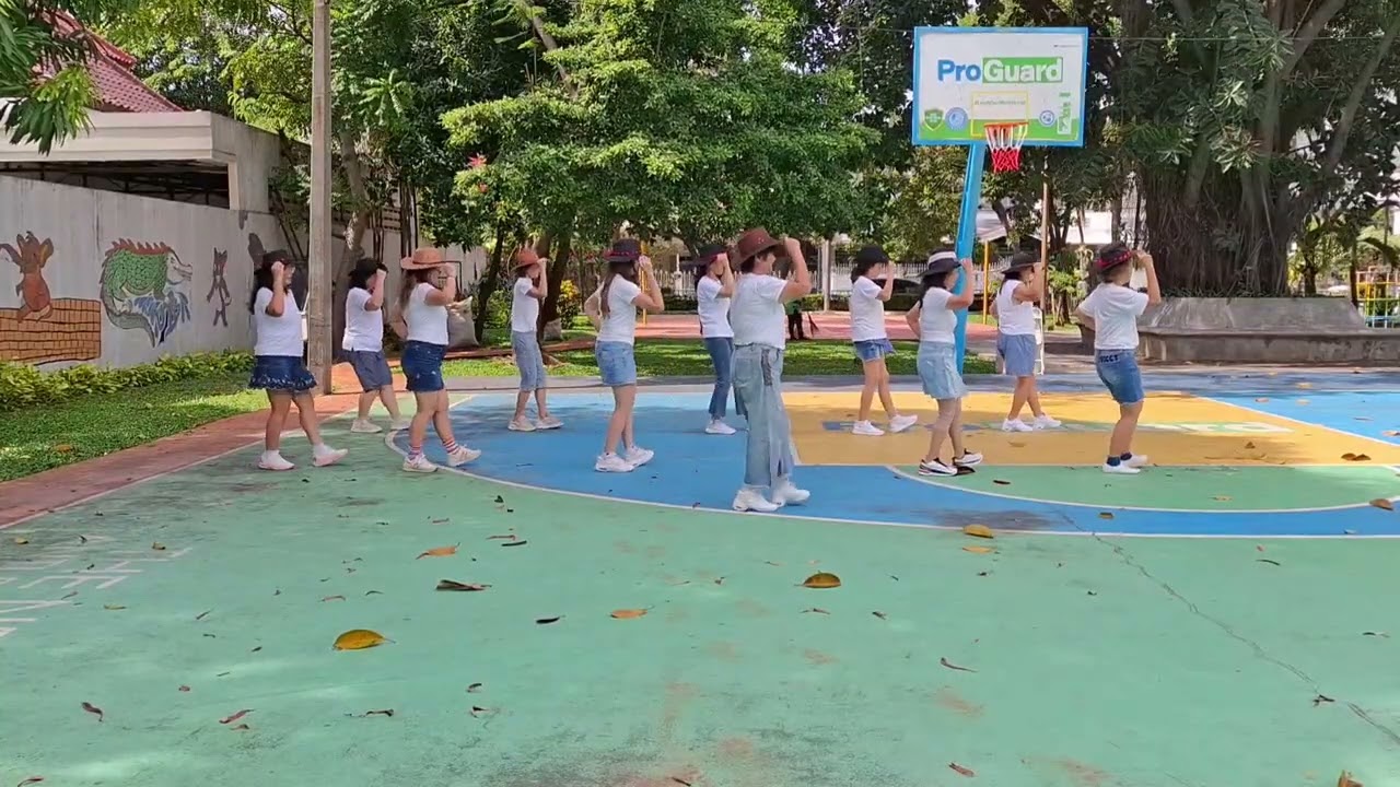 Strummingbird Linedance demo by Happy Eden Dance. Choreo:Maddison Glover (AUS) 