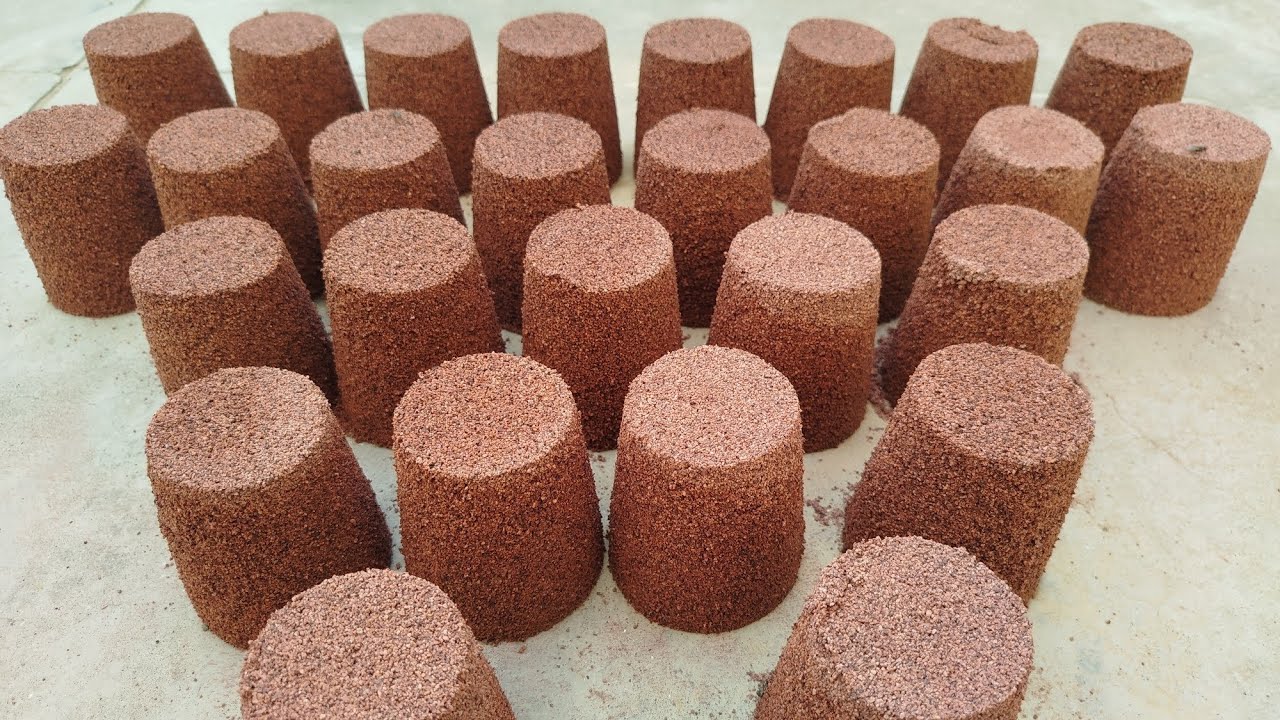 ASMR: Red Mix and grey gritty sand texture tub crumbling 