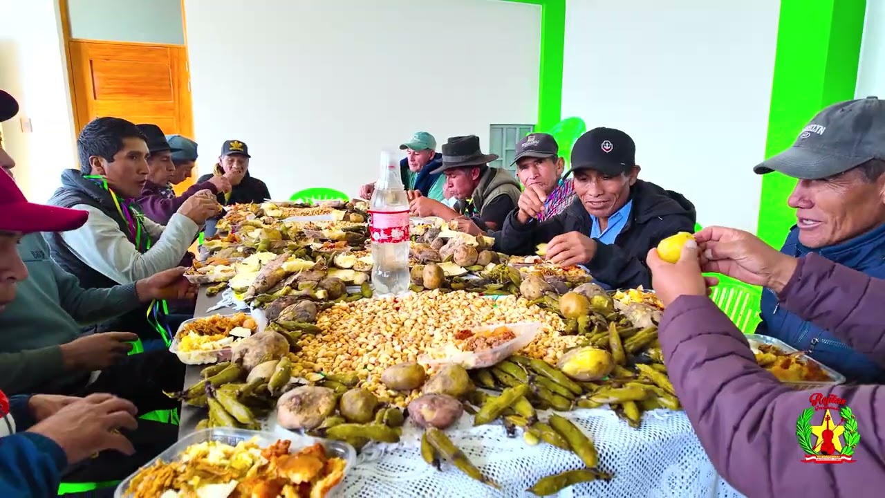 CARNAVAL COSTUMBRISTA DE SACHACOTO CANTAN LAS HERMANAS HINOSTROZA C. DESDE SALCAHUASI