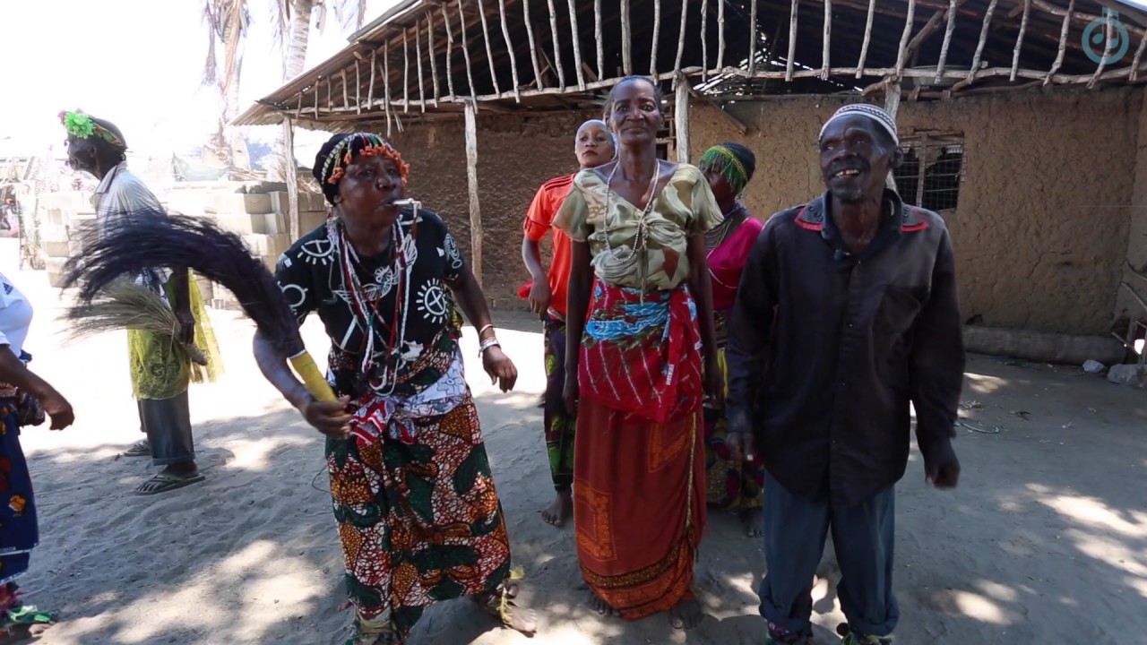 Bigilia Group - Wake Kwa Ume - The Singing Wells Project