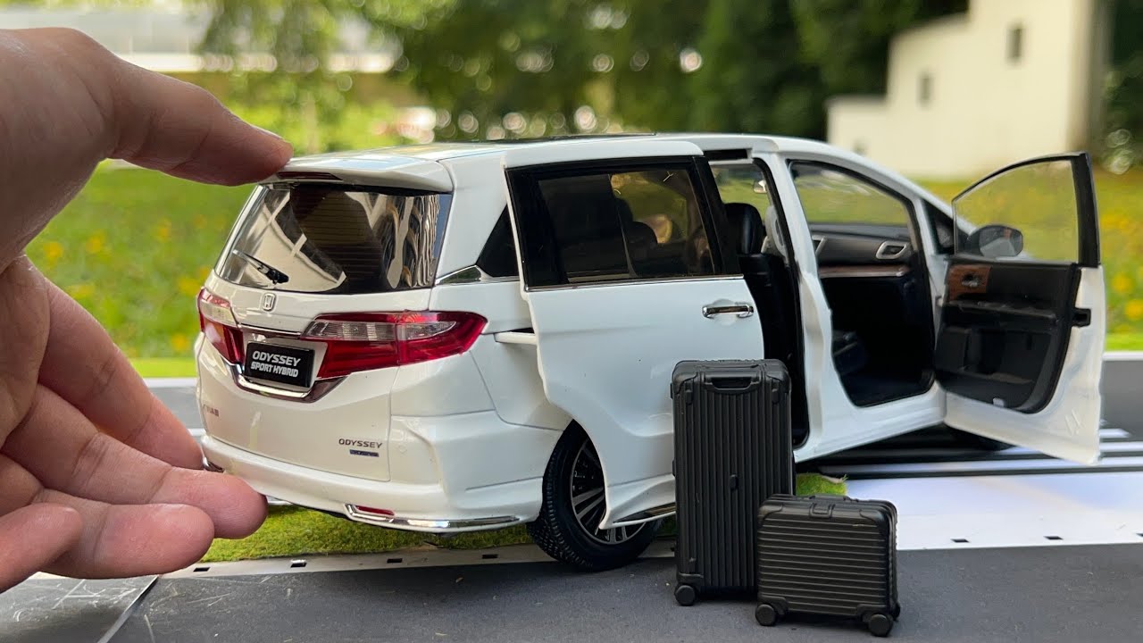 Honda Odyssey 1:18 Diecast Model | Unboxing Show