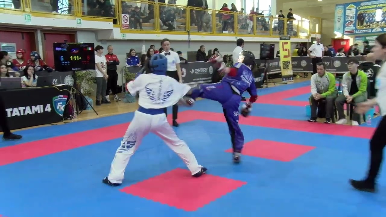 Myrto Geladari v Giada Roncoroni Golden Glove 2025