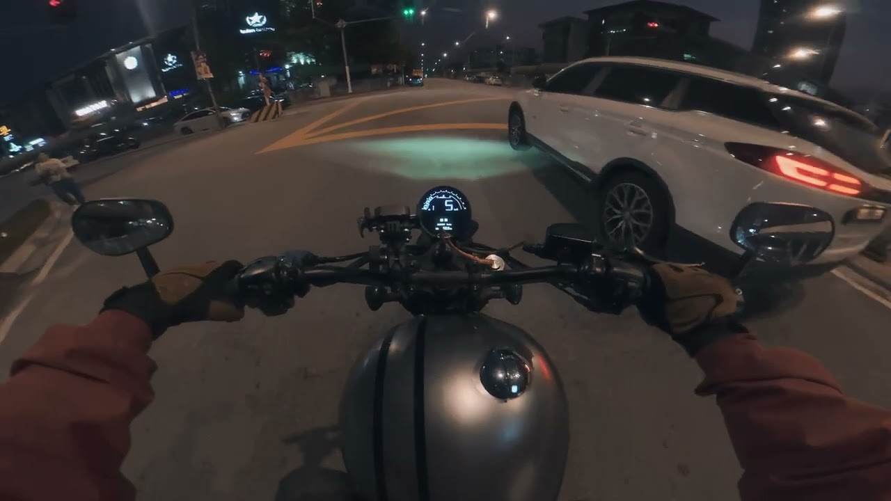 SUSHI IFTAR | WMOTO BOBBIE 450s | MOTOVLOG