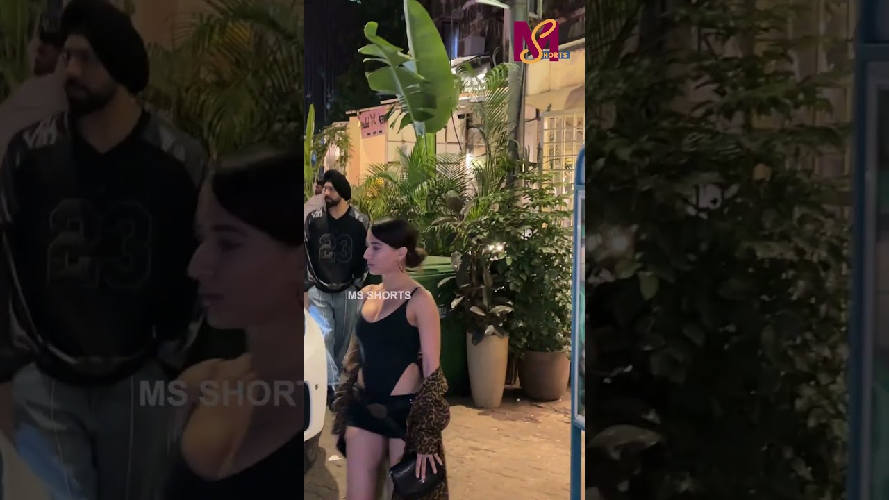 Soundous Moufakir Spotted At Bandra | 