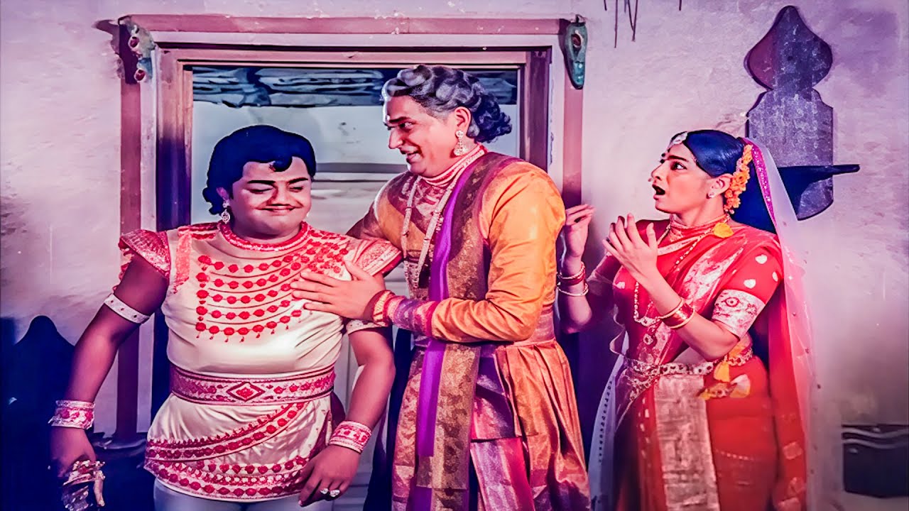 ಒಂದೇ ದಿನದಲ್ಲಿ ಕುಳ್ಳನ ಕಷ್ಟವೆಲ್ಲ ಮಾಯವಾಯಿತು! Prachanda Kulla Kannada Movie Scene Part 06