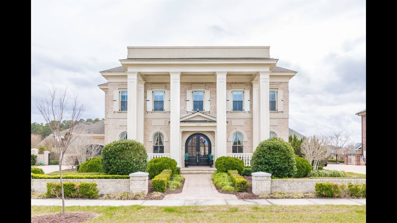 Inviting Ornate Estate in Virginia Beach, Virginia | Sotheby's International Realty