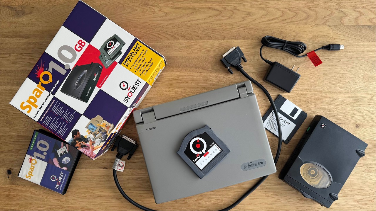 30 lat w folii! Rozpakowuję SyQuest SparQ 1GB i walczę z Windows 95...