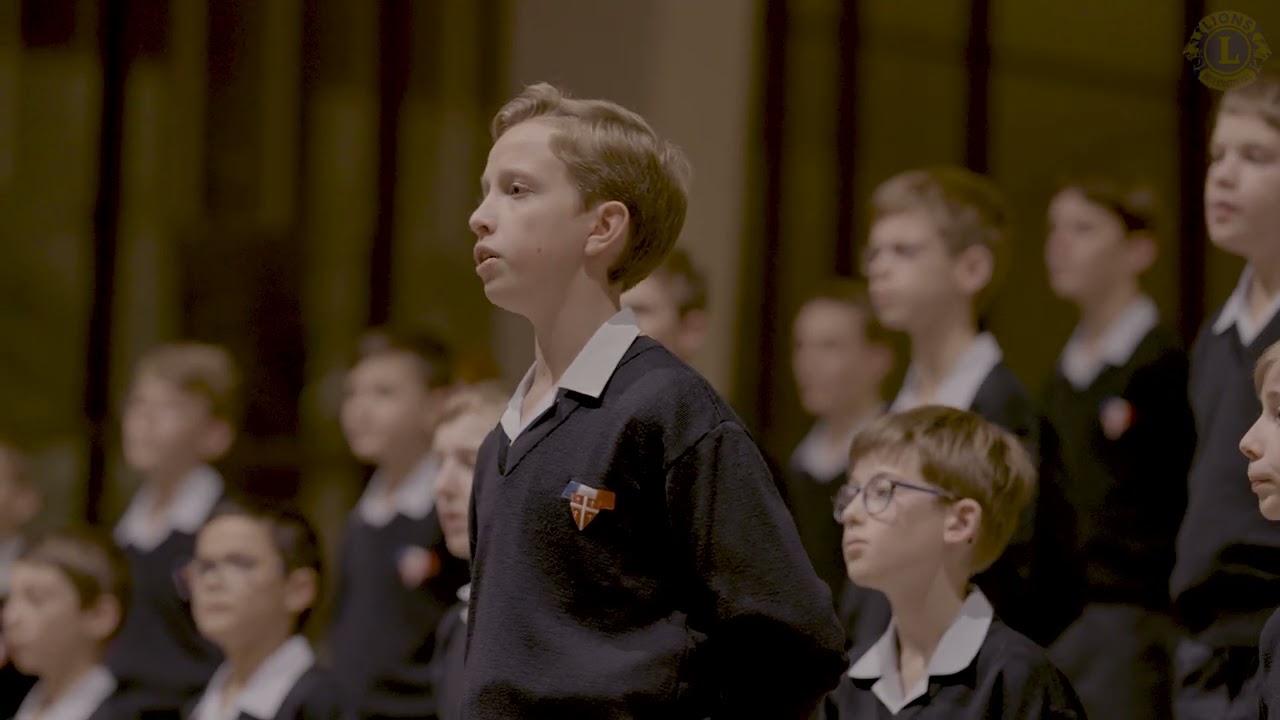 Emmenez-moi par les Petits Chanteurs à la Croix de Bois