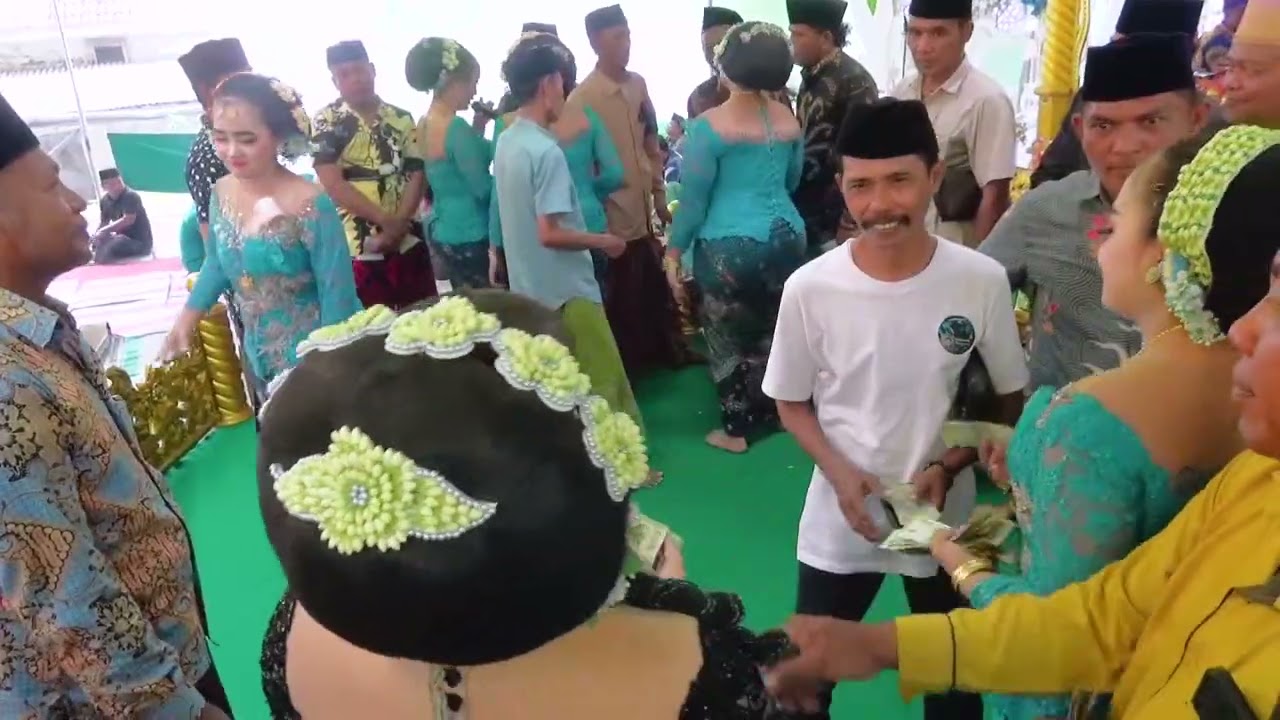 04 INDAH FAMILI SI ANGGUN SI GOYANG MASOLA di Istana Tak mareh kerrong  Pernikahan AFIR & NADIA 04